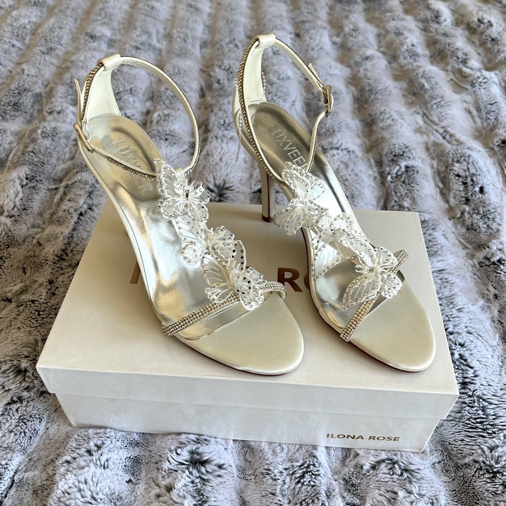 NIB ILona Rose Wedding Butterfly Shoes Heels Size 7 (38)